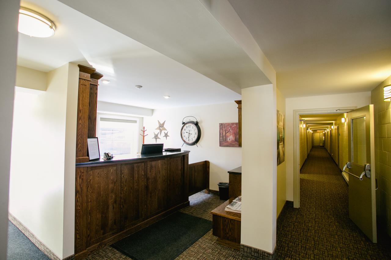 The Sleepy Owl Hotel Fort Frances Bagian luar foto