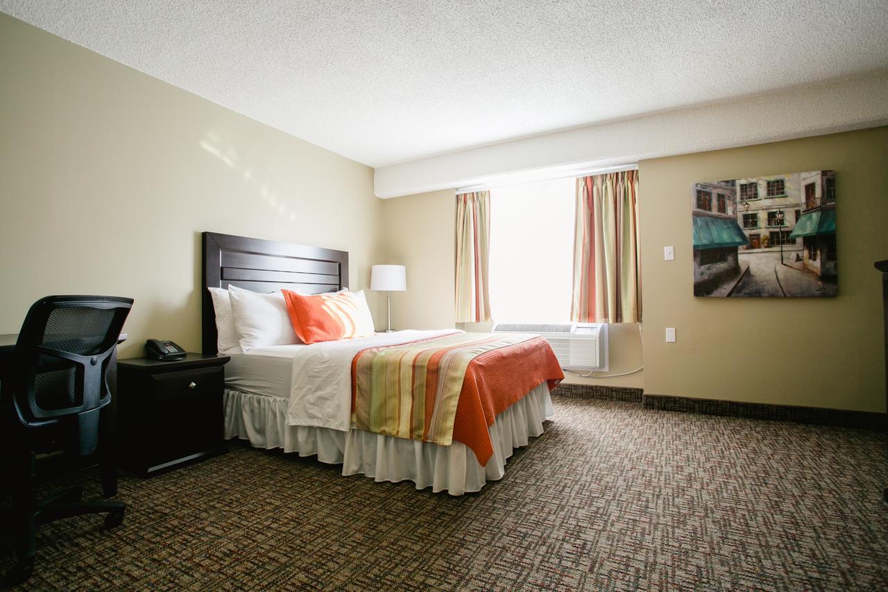 The Sleepy Owl Hotel Fort Frances Bagian luar foto